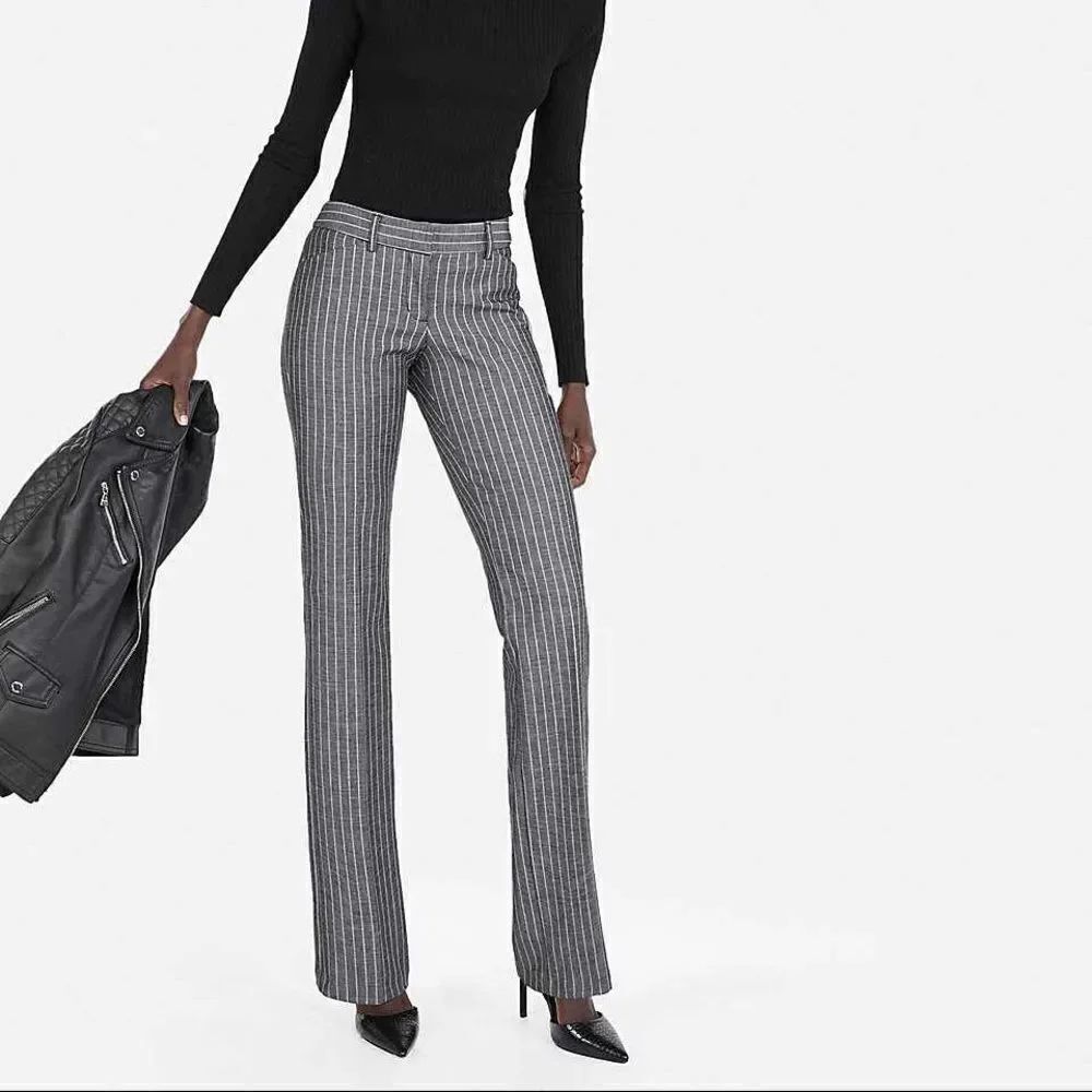 ✨HP✨Low Rise Barely Boot Ticking Stripe Pant✨